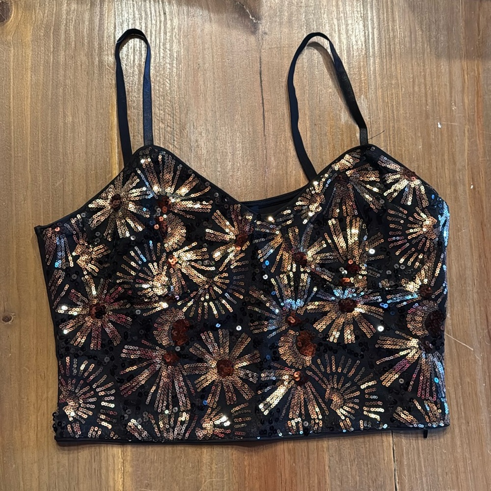 Marc New York crop sleeveless sequin top, size Medium